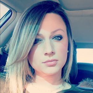 Meet your Posher, Kendra